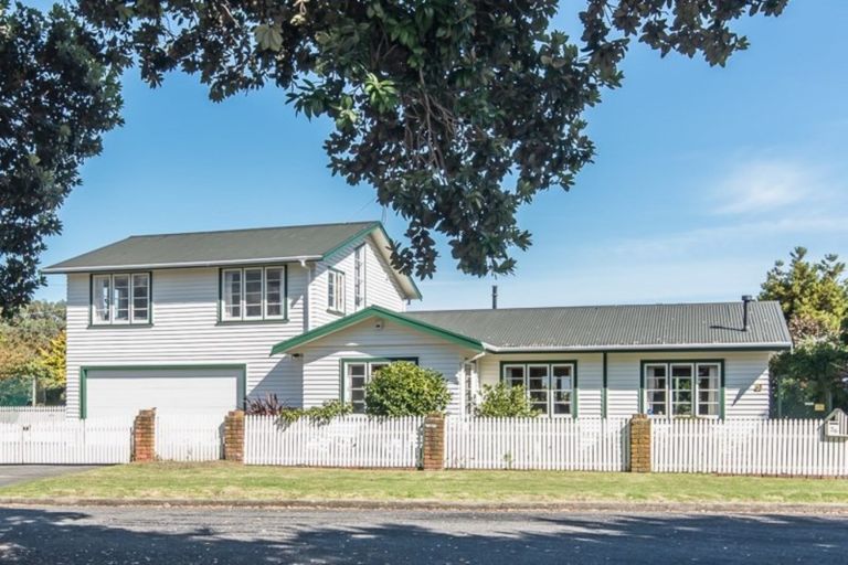 Photo of property in 26 Bluegum Road, Paraparaumu Beach, Paraparaumu, 5032