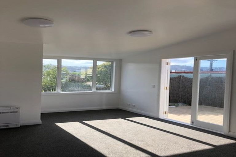 Photo of property in 136 Brougham Street, Mount Victoria, Wellington, 6011