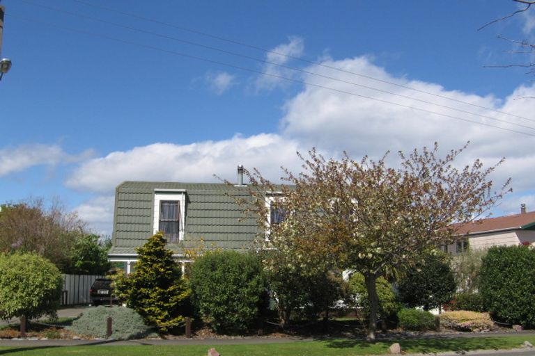 Photo of property in 96 Invergarry Road, Hilltop, Taupo, 3330