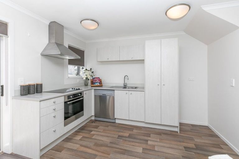 Photo of property in 75 Chiefs Court, Hamilton East, Hamilton, 3216