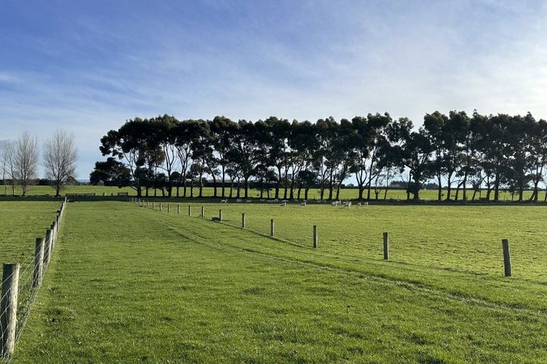 Photo of property in 748 Makarewa Browns Road, Ryal Bush, Invercargill, 9876