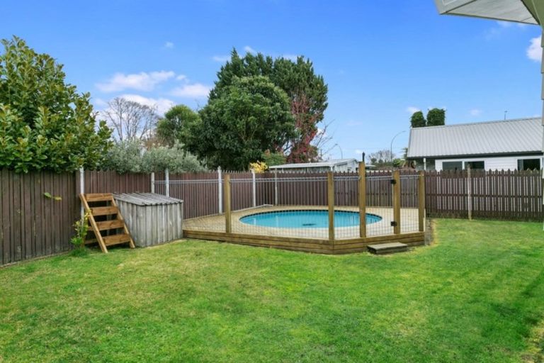 Photo of property in 29 Sheridan Crescent, Leamington, Cambridge, 3432