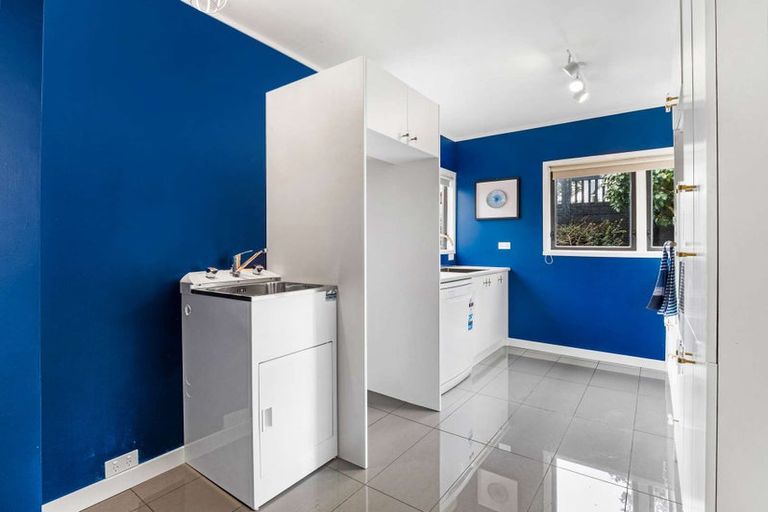 Photo of property in 49a Great North Road, Saint Johns Hill, Whanganui, 4501