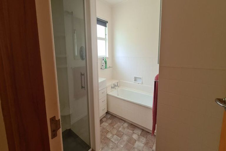 Photo of property in 25 Seddon Crescent, Whataupoko, Gisborne, 4010