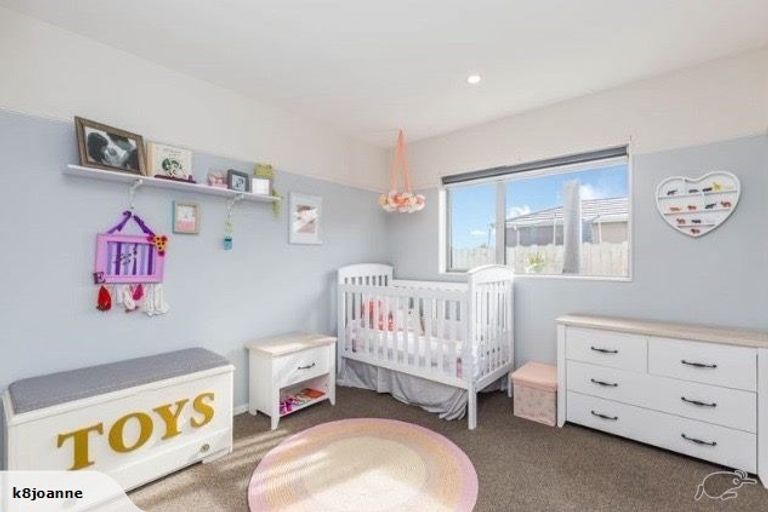 Photo of property in 24 Popokatea Drive, Takanini, 2112