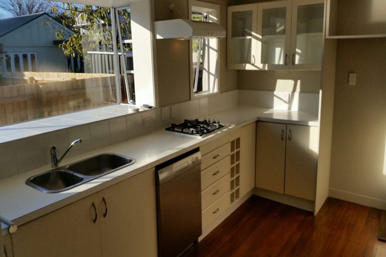 Photo of property in 75a Hinau Street, Riccarton, Christchurch, 8041