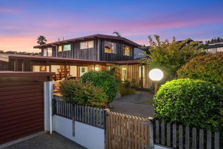 Photo of property in 9 Noumea Place, Mairangi Bay, Auckland, 0630