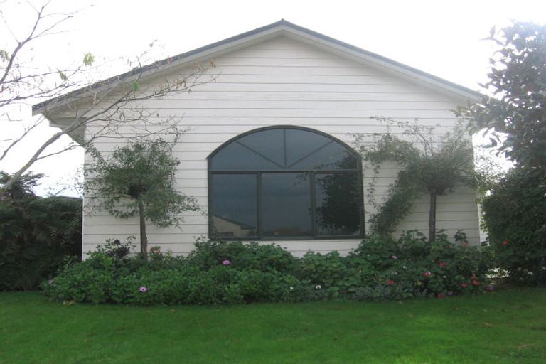 Photo of property in 44 Dalfield Place, Highbury, Palmerston North, 4412