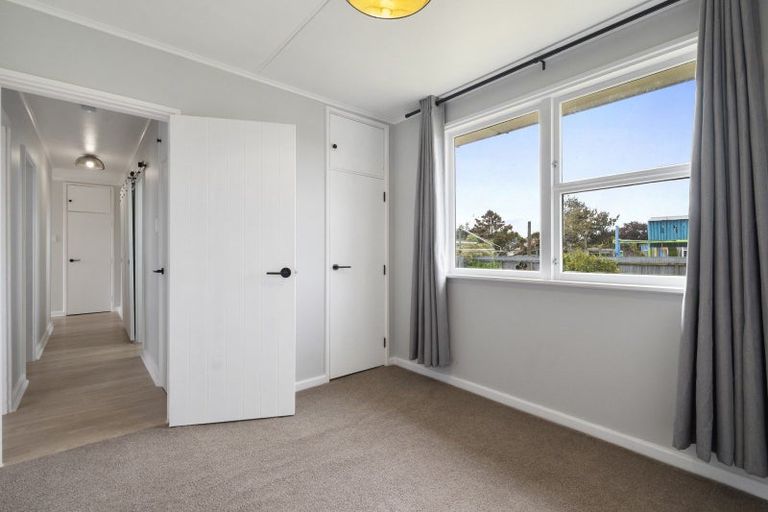 Photo of property in 3 Clifton Street, Bulls, 4818