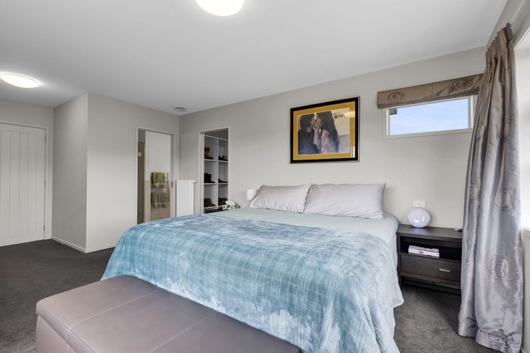 Photo of property in 32 Redwood Crescent, Hurdon, New Plymouth, 4310