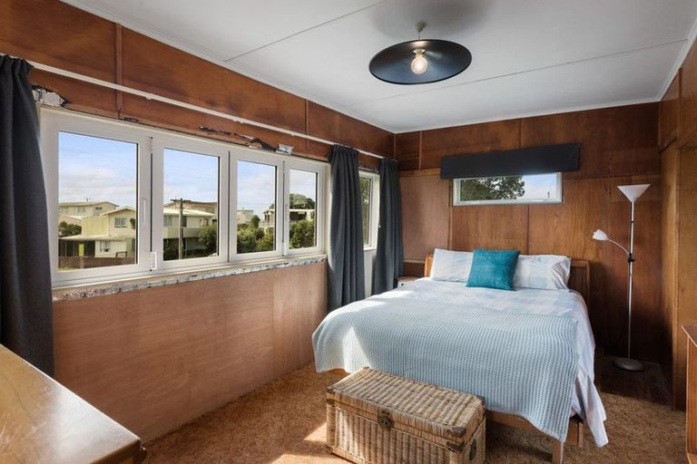 Photo of property in 5 Waiiti Avenue, Waihi Beach, 3611