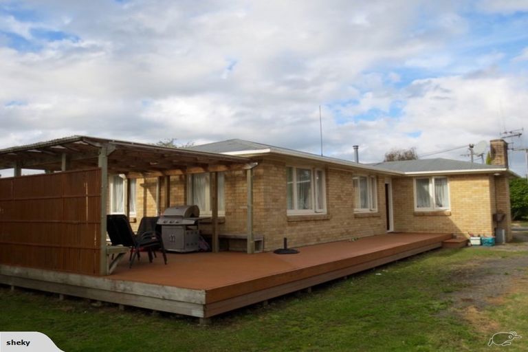 Photo of property in 4 Liston Crescent, Hillcrest, Hamilton, 3216