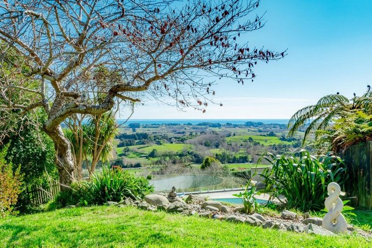 Photo of property in 167 Huia Street, Waikanae, 5391