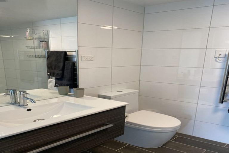 Photo of property in Frame Apartments, 1101/111 Molesworth Street, Thorndon, Wellington, 6011