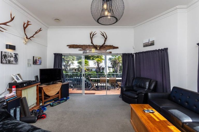 Photo of property in 24 Waikoukou Valley Road, Waimauku, 0812