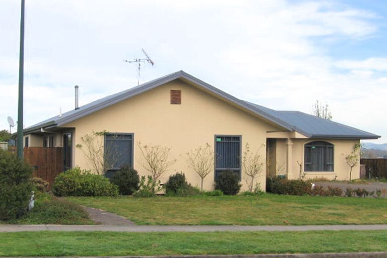 Photo of property in 49 Ayrshire Drive, Grandview Heights, Hamilton, 3200