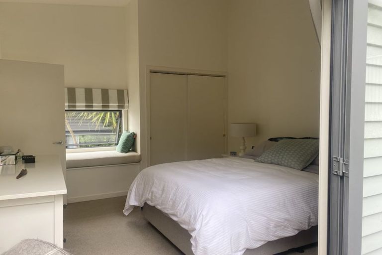 Photo of property in 37e Ngaio Road, Kelburn, Wellington, 6012