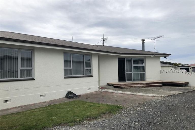 Photo of property in 28 Lothian Crescent, Strathern, Invercargill, 9812