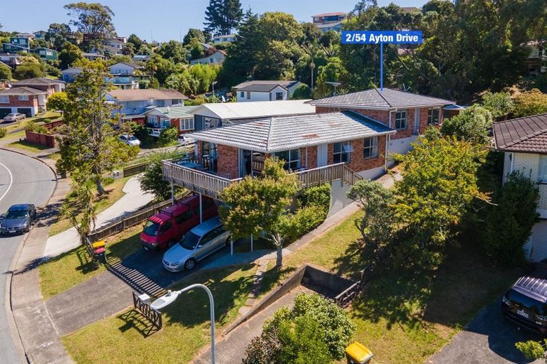 Photo of property in 2/54 Ayton Drive, Totara Vale, Auckland, 0629
