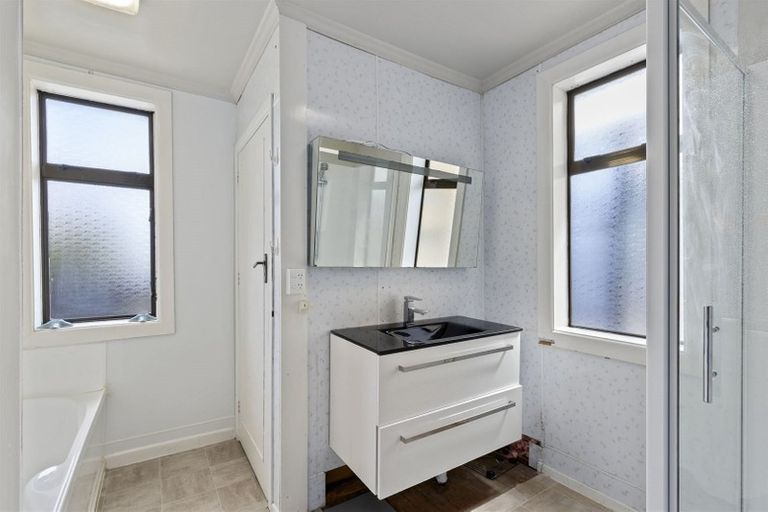 Photo of property in 10 Brixton Street, Islington, Christchurch, 8042