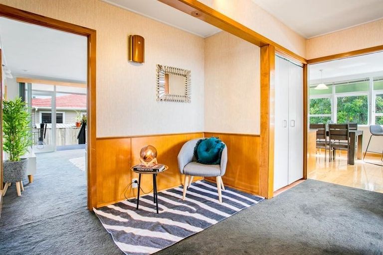 Photo of property in 483a West Coast Road, Glen Eden, Auckland, 0602