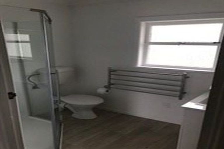 Photo of property in 6/19 Lake Pupuke Drive, Takapuna, Auckland, 0622