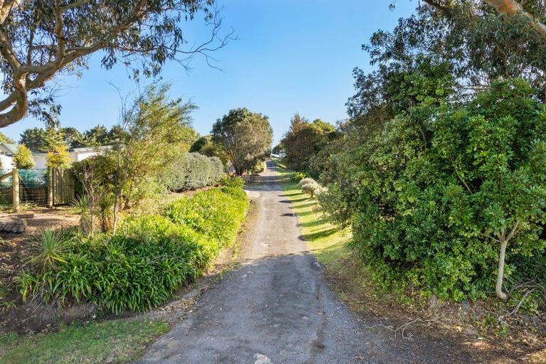 Photo of property in 7 Pickwick Road, Otamatea, Whanganui, 4571