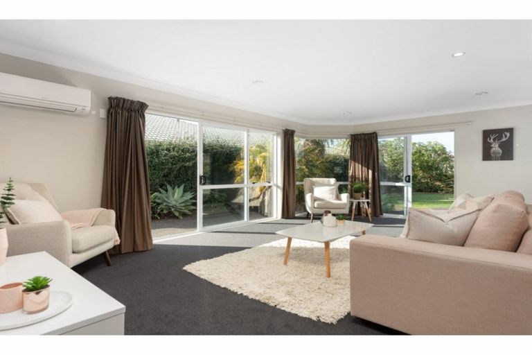 Photo of property in 18 Ocean Crest, Papamoa Beach, Papamoa, 3118