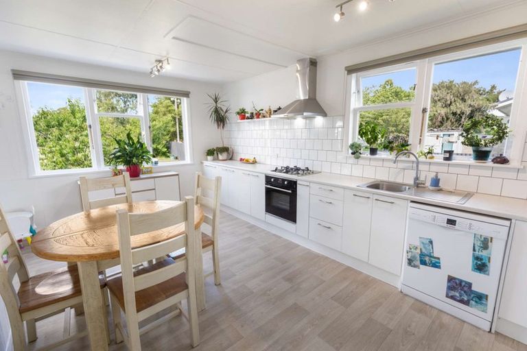 Photo of property in 50 Mitchell Street, Aramoho, Whanganui, 4500