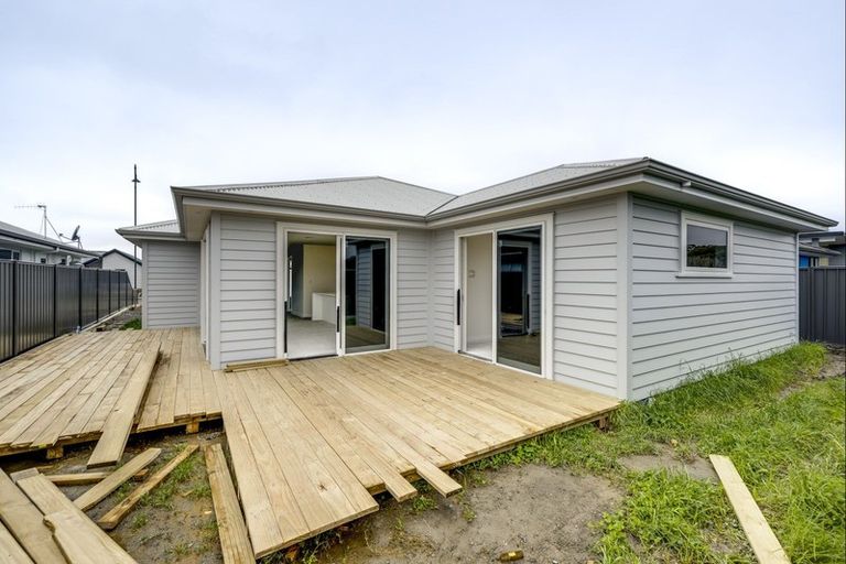 Photo of property in 21 Ruapehu Road, Poraiti, Napier, 4112