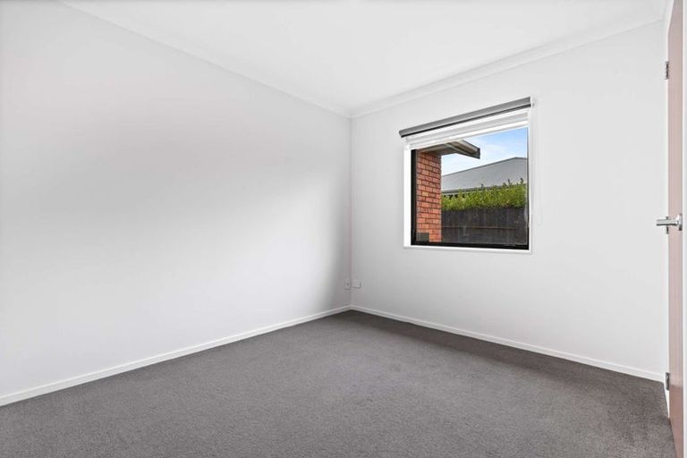 Photo of property in 28 Carroll Place, Owhata, Rotorua, 3010