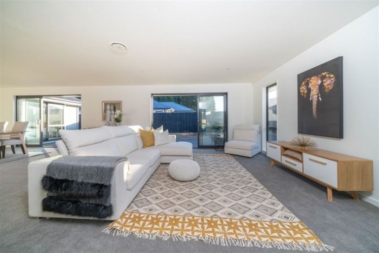 Photo of property in 84 Riverstone Drive, Riverstone Terraces, Upper Hutt, 5018