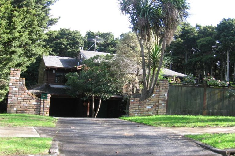 Photo of property in 39 Paulownia Place, Totara Heights, Auckland, 2105