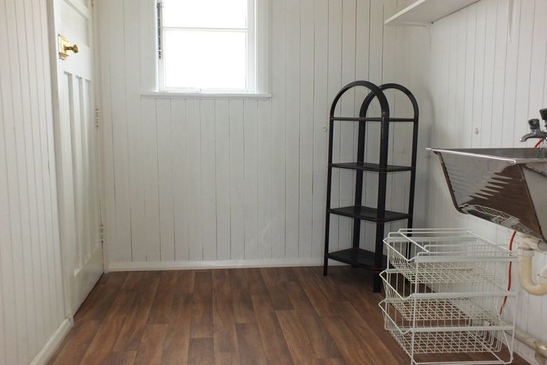 Photo of property in 37 Robinson Street, Foxton, 4814