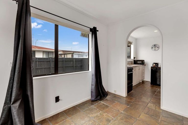 Photo of property in 76a Rugby Street, Awapuni, Palmerston North, 4412