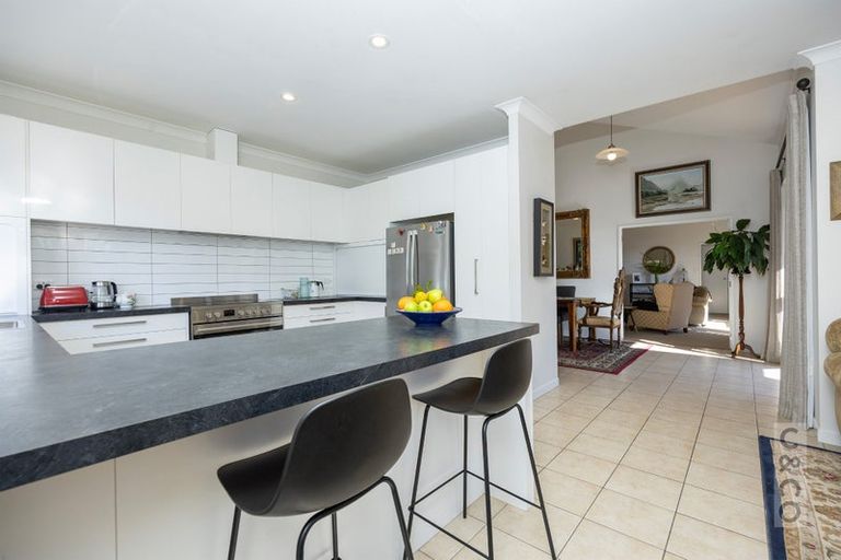 Photo of property in 19 Solan Drive, Waimauku, 0812