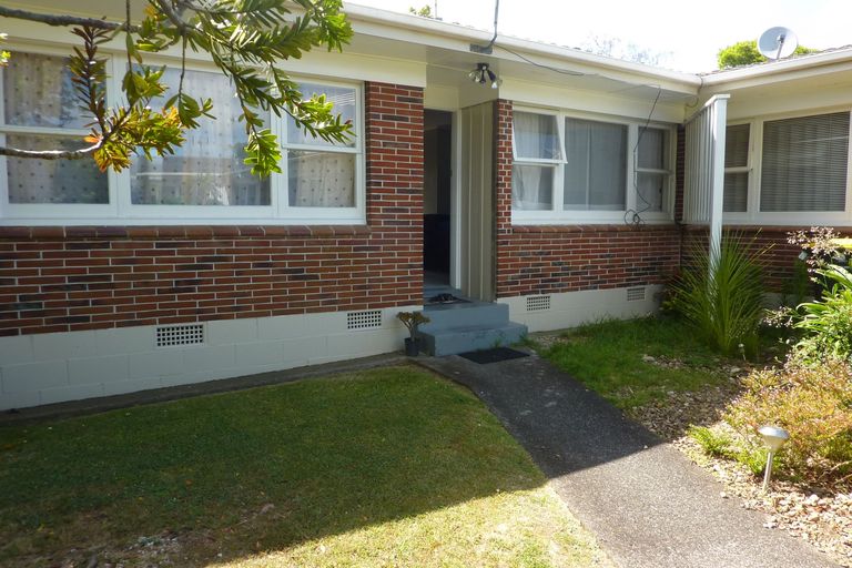 Photo of property in 9/11 Oakland Avenue, Papatoetoe, Auckland, 2025