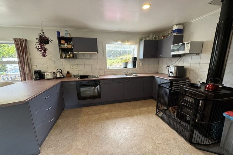 Photo of property in 39b Petley Road, Paparoa, 0571