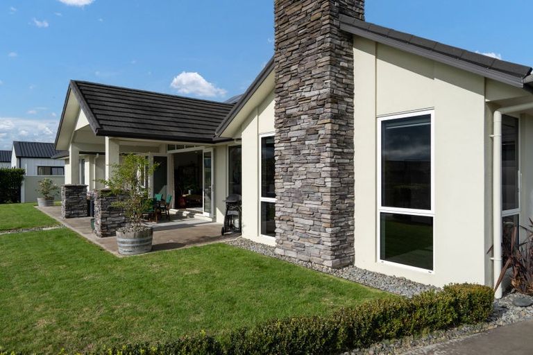 Photo of property in 13 Alan Livingston Drive, Cambridge, 3434