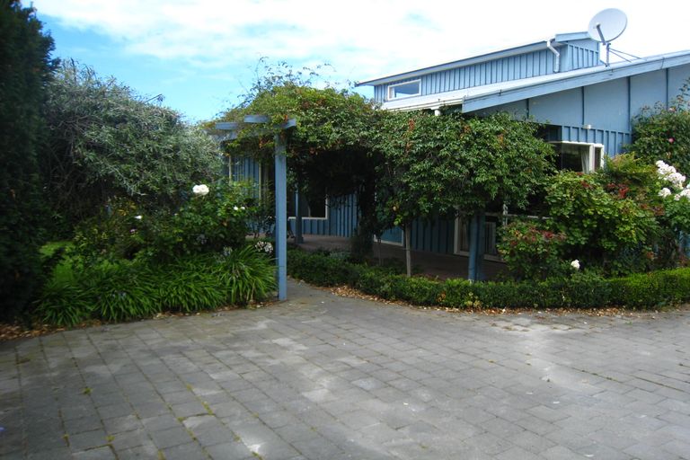 Photo of property in 16 Buchanan Street, Parkside, Timaru, 7910