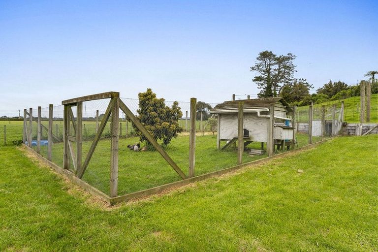 Photo of property in 130 Hurworth Road, Hurworth, New Plymouth, 4371