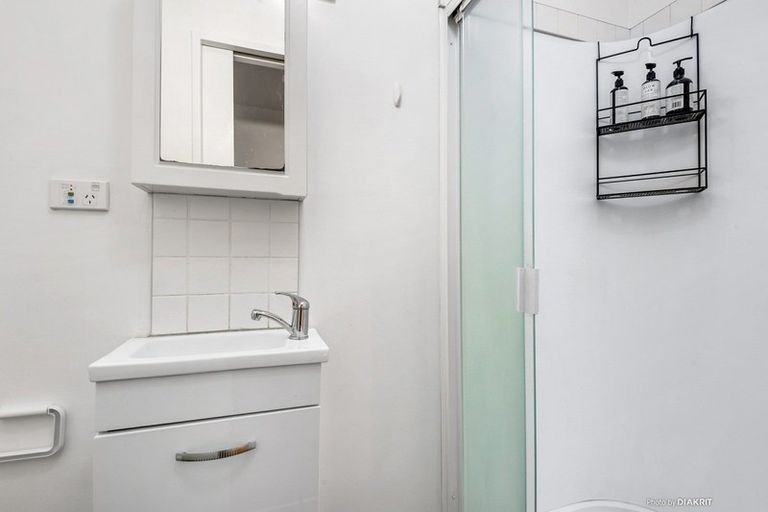 Photo of property in Aulsebrooks Apartments, 7/178 Wakefield Street, Te Aro, Wellington, 6011