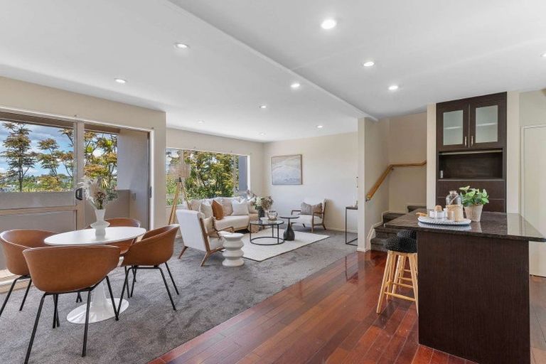 Photo of property in 2/845 East Coast Road, Northcross, Auckland, 0630