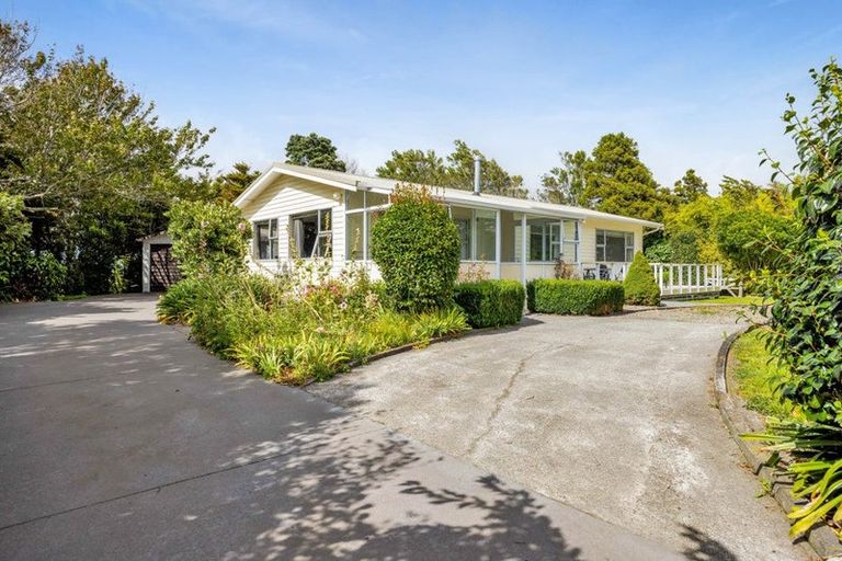 Photo of property in 2699 Eltham Road, Te Kiri, Opunake, 4682