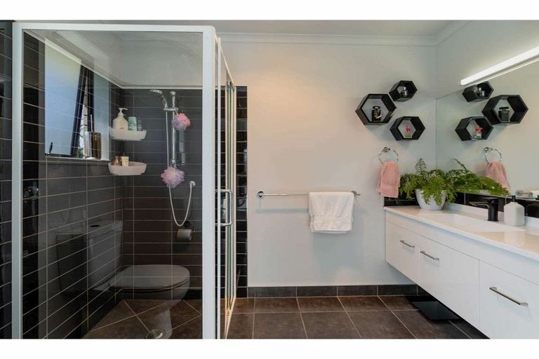 Photo of property in 14b Karaka Drive, Kerikeri, 0230