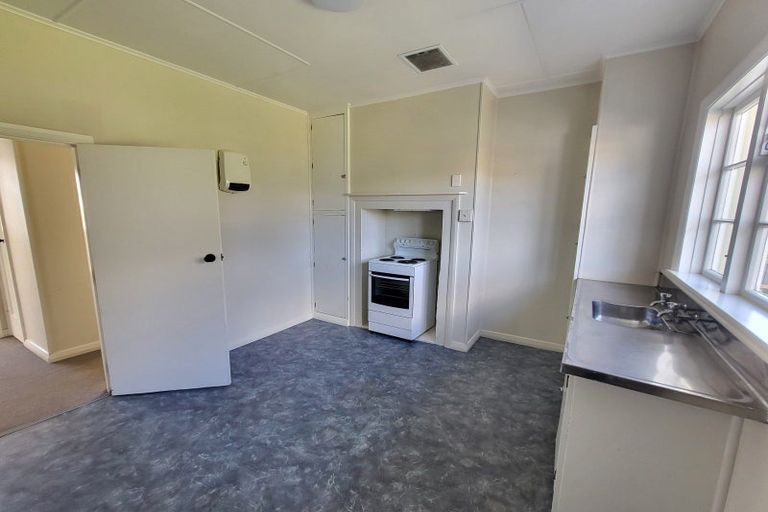 Photo of property in 129 Derby Street, Westport, 7825