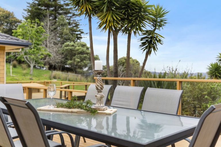 Photo of property in 577 Redoubt Road, Flat Bush, Auckland, 2019