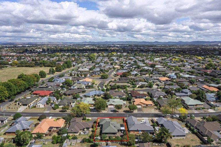 Photo of property in 34 Cate Road, Rototuna North, Hamilton, 3210