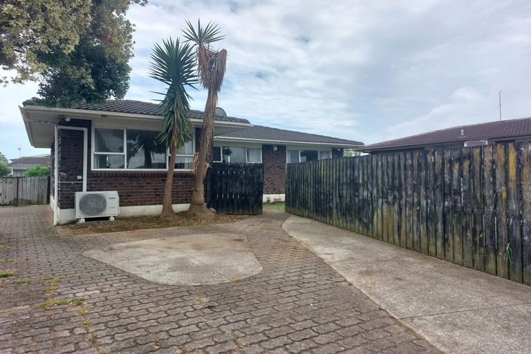 Photo of property in 27 John Walker Drive, Manurewa, Auckland, 2102