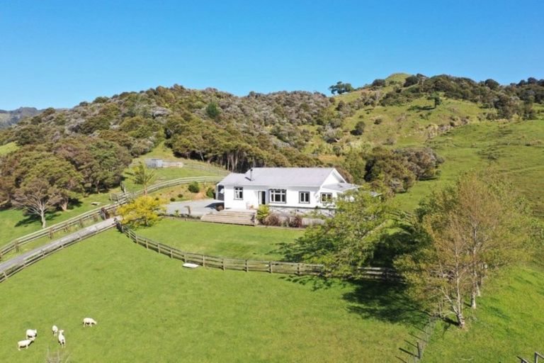 Photo of property in 32 Clifford Road, Makarau, Warkworth, 0981
